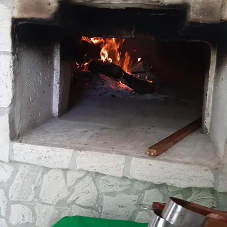 Tenuta Pizzi * San Pietro Vernotico