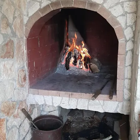 Tenuta Pizzi بيت للعطل *